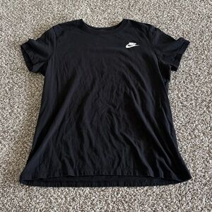 Excellent Condition Women’s Nike Dri-Fit Short Sleeve Black Shirt Size Large